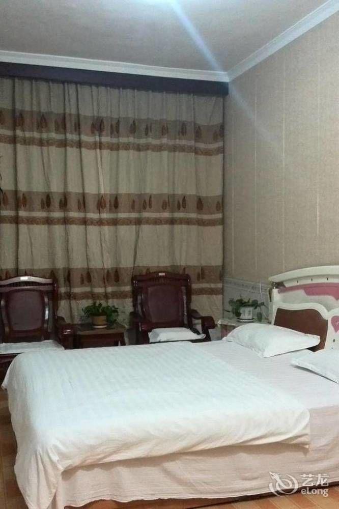 Qufu Lianfang Hotel エクステリア 写真