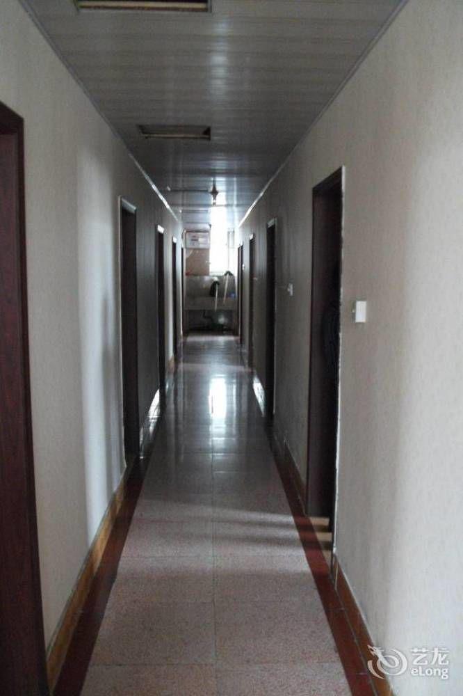 Qufu Lianfang Hotel エクステリア 写真