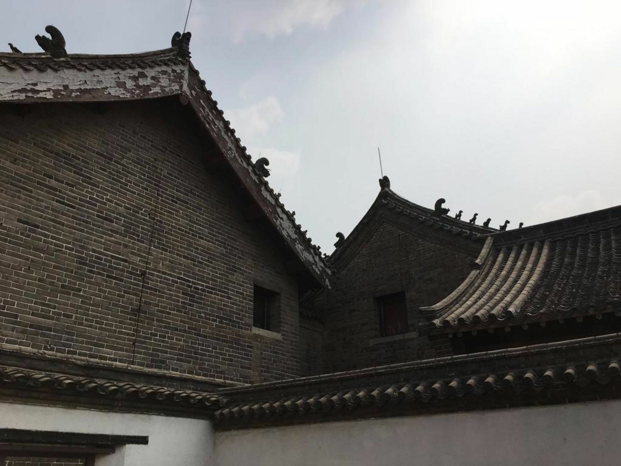 Qufu Lianfang Hotel エクステリア 写真