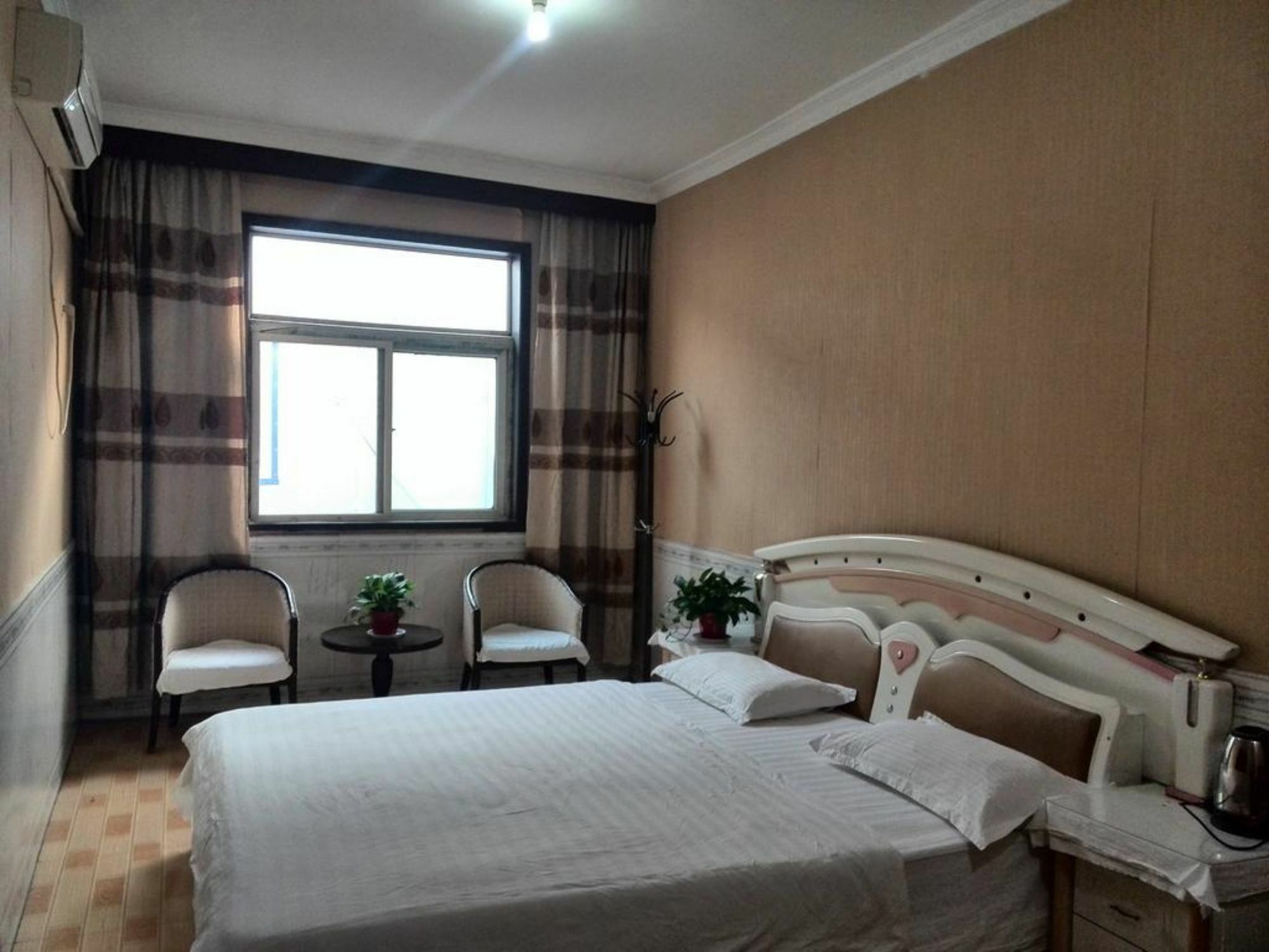 Qufu Lianfang Hotel エクステリア 写真